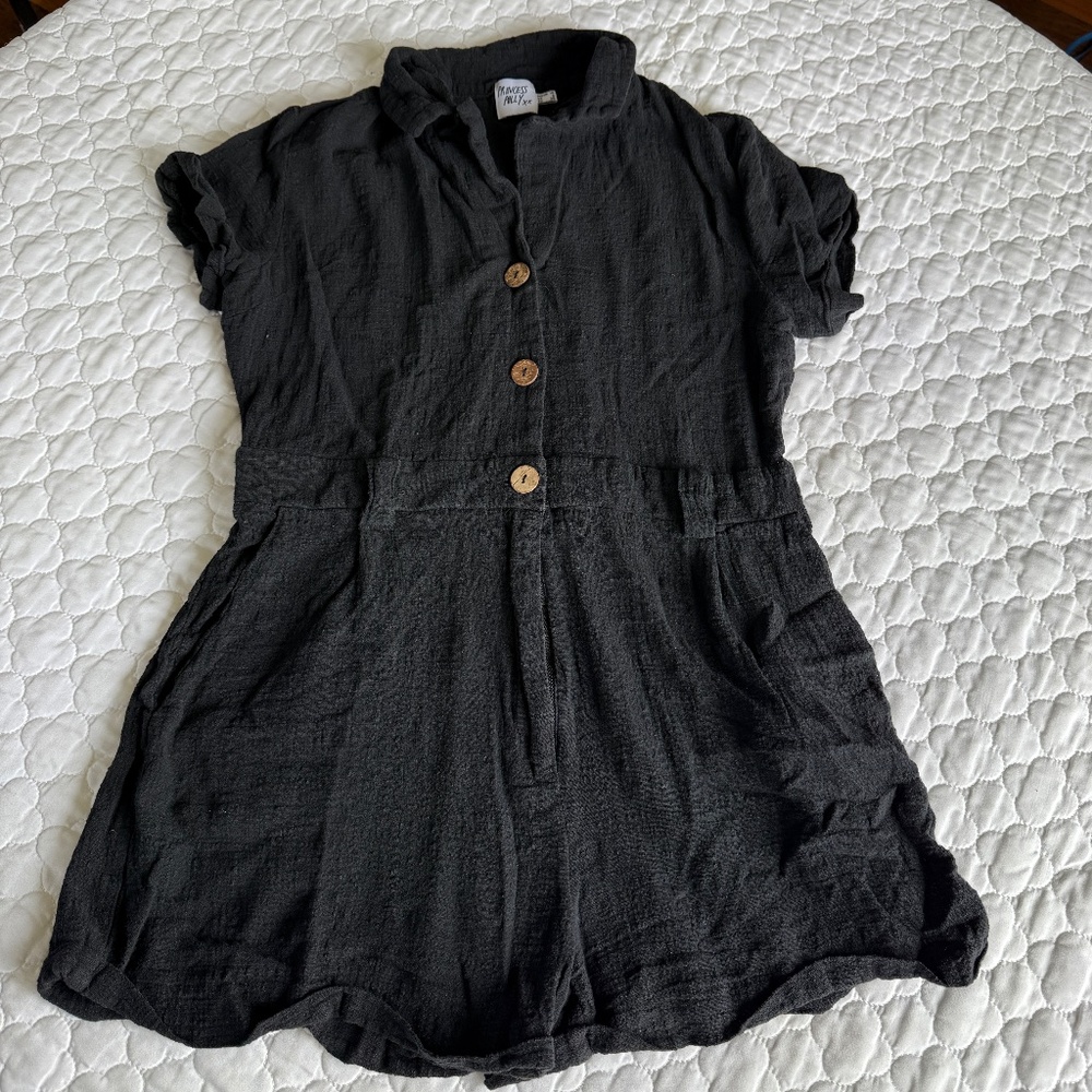 Princess Polly Romper in Black Sizeā 6